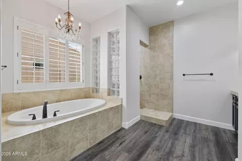 Bath - 3941 E Nolan Dr, Chandler, AZ 85249 photo 2 of 4