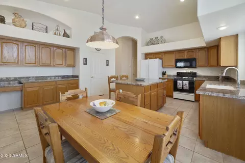 12435 W Monte Vista Rd, Avondale, AZ 85392