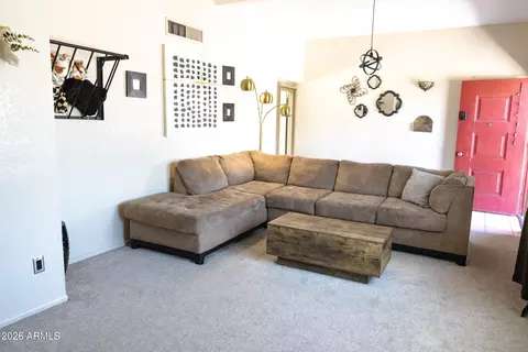 Living - 3941 E Mercer Ln, Phoenix, AZ 85028 photo 1 of 2