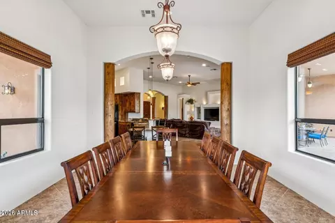 Dining - 10426 Greenway St, Mesa, AZ 85207 photo 3 of 4
