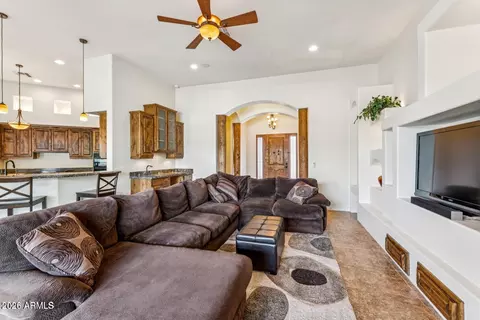Living - 10426 Greenway St, Mesa, AZ 85207 photo 3 of 4
