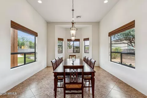 Dining - 10426 Greenway St, Mesa, AZ 85207 photo 1 of 4