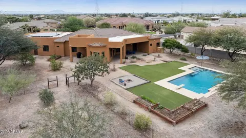 Exterior - 10426 Greenway St, Mesa, AZ 85207 photo 5 of 22