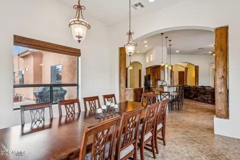 Dining - 10426 Greenway St, Mesa, AZ 85207 photo 4 of 4