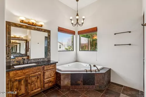Bath - 10426 Greenway St, Mesa, AZ 85207 photo 1 of 7