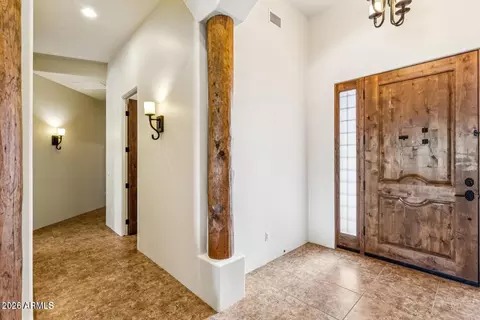 Entry Way - 10426 Greenway St, Mesa, AZ 85207 photo 5 of 6