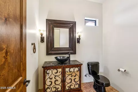 Bath - 10426 Greenway St, Mesa, AZ 85207 photo 5 of 7