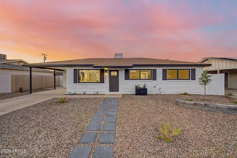 Exterior - 1018 E Ruth Ave, Phoenix, AZ 85020 photo 11 of 18