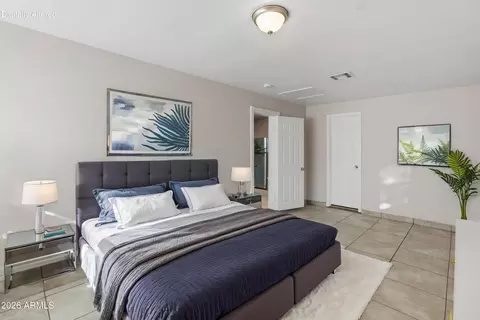 Bedroom - 1852 E Mobile Ln, Phoenix, AZ 85040 photo 1 of 4