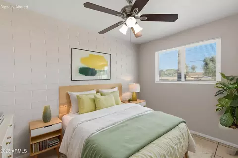 Bedroom - 1852 E Mobile Ln, Phoenix, AZ 85040 photo 2 of 4