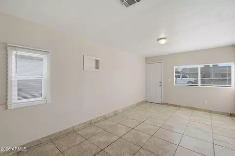 Living - 1852 E Mobile Ln, Phoenix, AZ 85040 photo 1 of 3