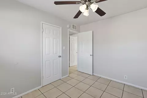 Bedroom - 1852 E Mobile Ln, Phoenix, AZ 85040 photo 4 of 4