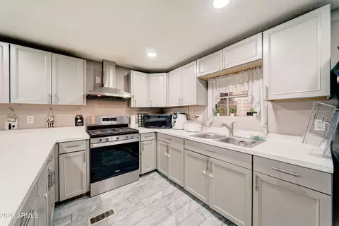 8705 E Coralbell Ave, Mesa, AZ 85208 photo 11