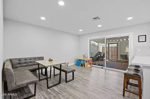 Dining - 4470 E Belleview St, Phoenix, AZ 85008 photo 1 of 2
