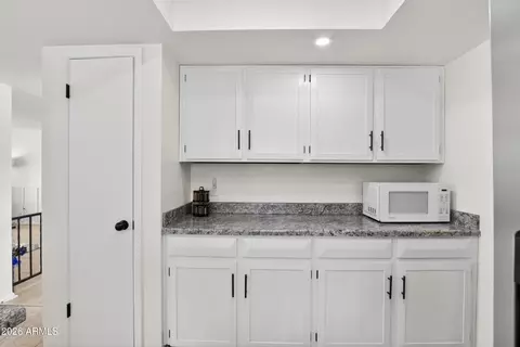 Kitchen - 507 S Clearview Ave, Mesa, AZ 85208 photo 4 of 6