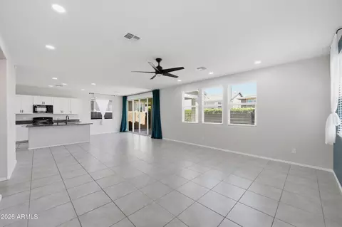 Living - 7545 E Olla Ave, Mesa, AZ 85212 photo 2 of 2