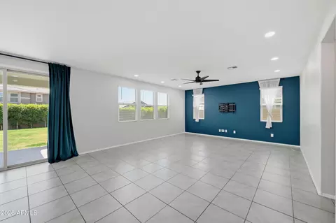 Living - 7545 E Olla Ave, Mesa, AZ 85212 photo 1 of 2