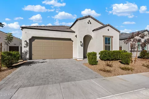 Exterior - 1734 E Questa Dr, Phoenix, AZ 85024 photo 6 of 8