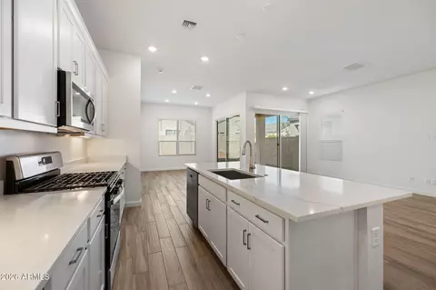 Kitchen - 1734 E Questa Dr, Phoenix, AZ 85024 photo 3 of 3