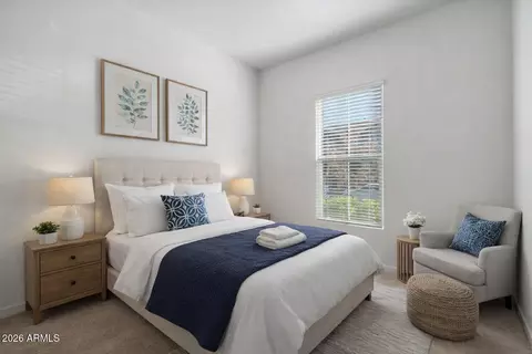 Bedroom - 1734 E Questa Dr, Phoenix, AZ 85024 photo 2 of 4
