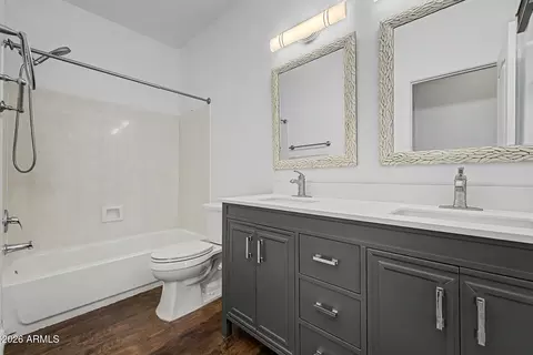 Bath - 2160 S Boulder Ct, Gilbert, AZ 85295 photo 3 of 3