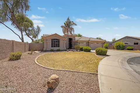 Exterior - 2160 S Boulder Ct, Gilbert, AZ 85295 photo 2 of 7