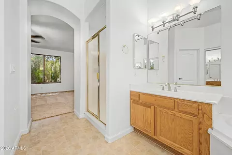 Bath - 2160 S Boulder Ct, Gilbert, AZ 85295 photo 1 of 3