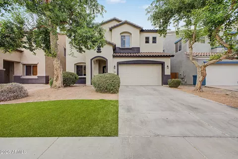 910 W Saguaro Ln, San Tan Valley, AZ 85143