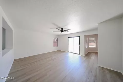 Living - 3107 W Pollack St, Phoenix, AZ 85041 photo 8 of 9