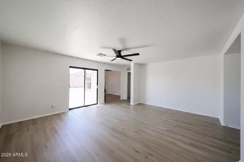 Living - 3107 W Pollack St, Phoenix, AZ 85041 photo 6 of 9