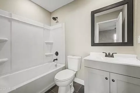 Bath - 641 W Emerald Ave, Mesa, AZ 85210 photo 3 of 3
