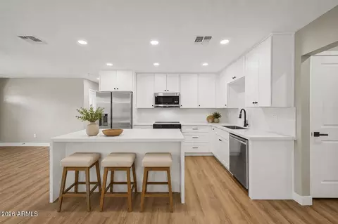 Kitchen - 641 W Emerald Ave, Mesa, AZ 85210 photo 1 of 1