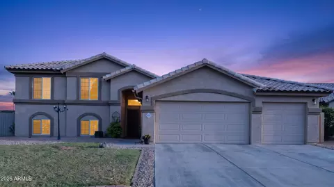 1231 E Thatcher Blvd, Chandler, AZ 85225