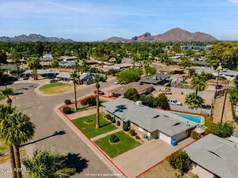View/Area - 3111 N 33rd St, Phoenix, AZ 85018 photo 3 of 9