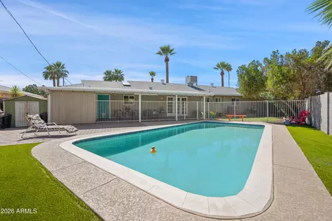 Exterior - 3111 N 33rd St, Phoenix, AZ 85018 photo 5 of 6
