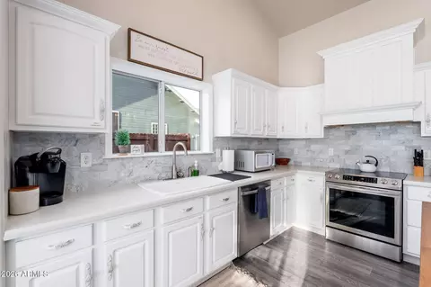 Kitchen - 512 N Eagle Ridge Rd, Payson, AZ 85541 photo 4 of 8