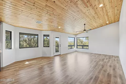 Living - 1908 E Starlight Pass, Payson, AZ 85541 photo 2 of 3