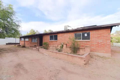 1176 N Royal Rd, Nogales, AZ 85621