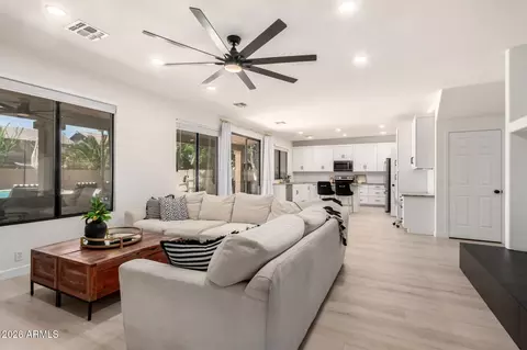 4025 E Paso Trl, Phoenix, AZ 85050 photo 11