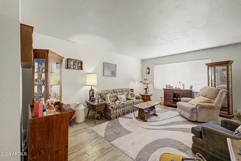 Living - 4001 E Hancock Dr, Phoenix, AZ 85028 photo 1 of 5