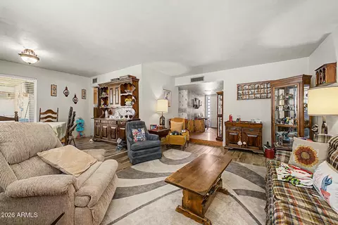 Living - 4001 E Hancock Dr, Phoenix, AZ 85028 photo 2 of 5
