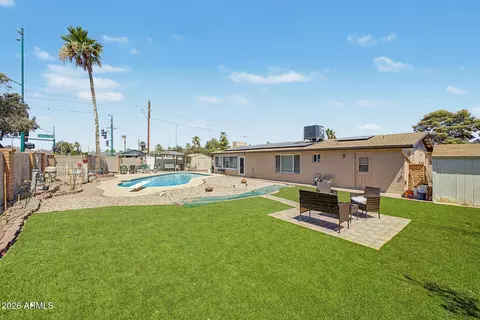 Exterior - 4001 E Hancock Dr, Phoenix, AZ 85028 photo 5 of 10