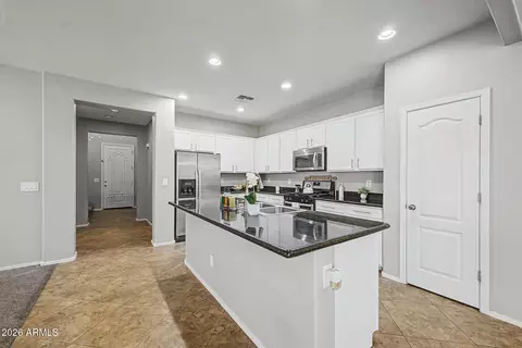 Kitchen - 2154 S Martingale Rd, Gilbert, AZ 85295 photo 2 of 4