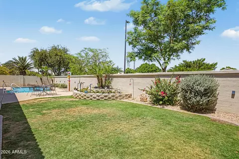 Exterior - 2034 E Dias Dr, Gilbert, AZ 85234 photo 6 of 9