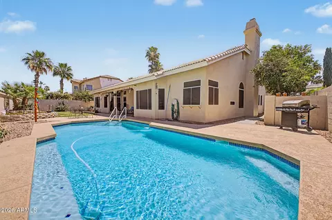 Exterior - 2034 E Dias Dr, Gilbert, AZ 85234 photo 7 of 9