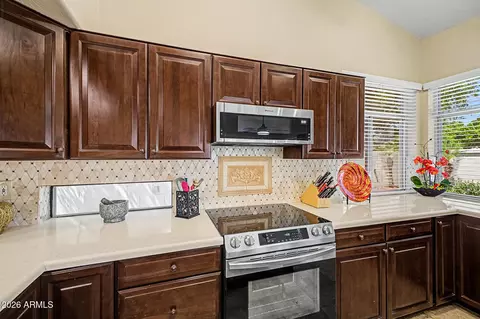 Kitchen - 2034 E Dias Dr, Gilbert, AZ 85234 photo 2 of 3