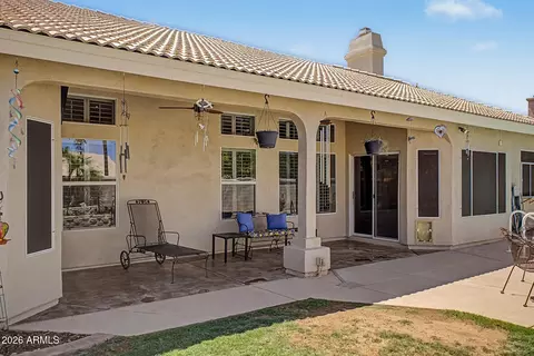 Exterior - 2034 E Dias Dr, Gilbert, AZ 85234 photo 4 of 9