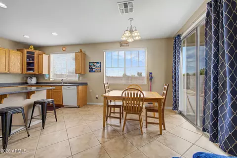 Dining - 4440 E Los Altos Dr, Gilbert, AZ 85297 photo 1 of 2