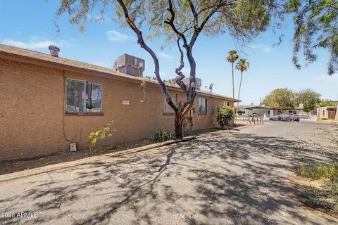 Exterior - 3849 N 23rd Dr, Phoenix, AZ 85015 photo 10 of 11