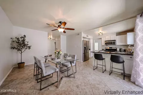 1812 W Topeka Dr, Phoenix, AZ 85027